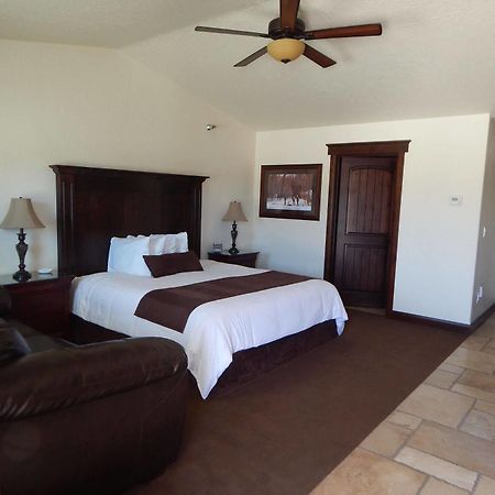 Winterton Suites Williston Exterior photo