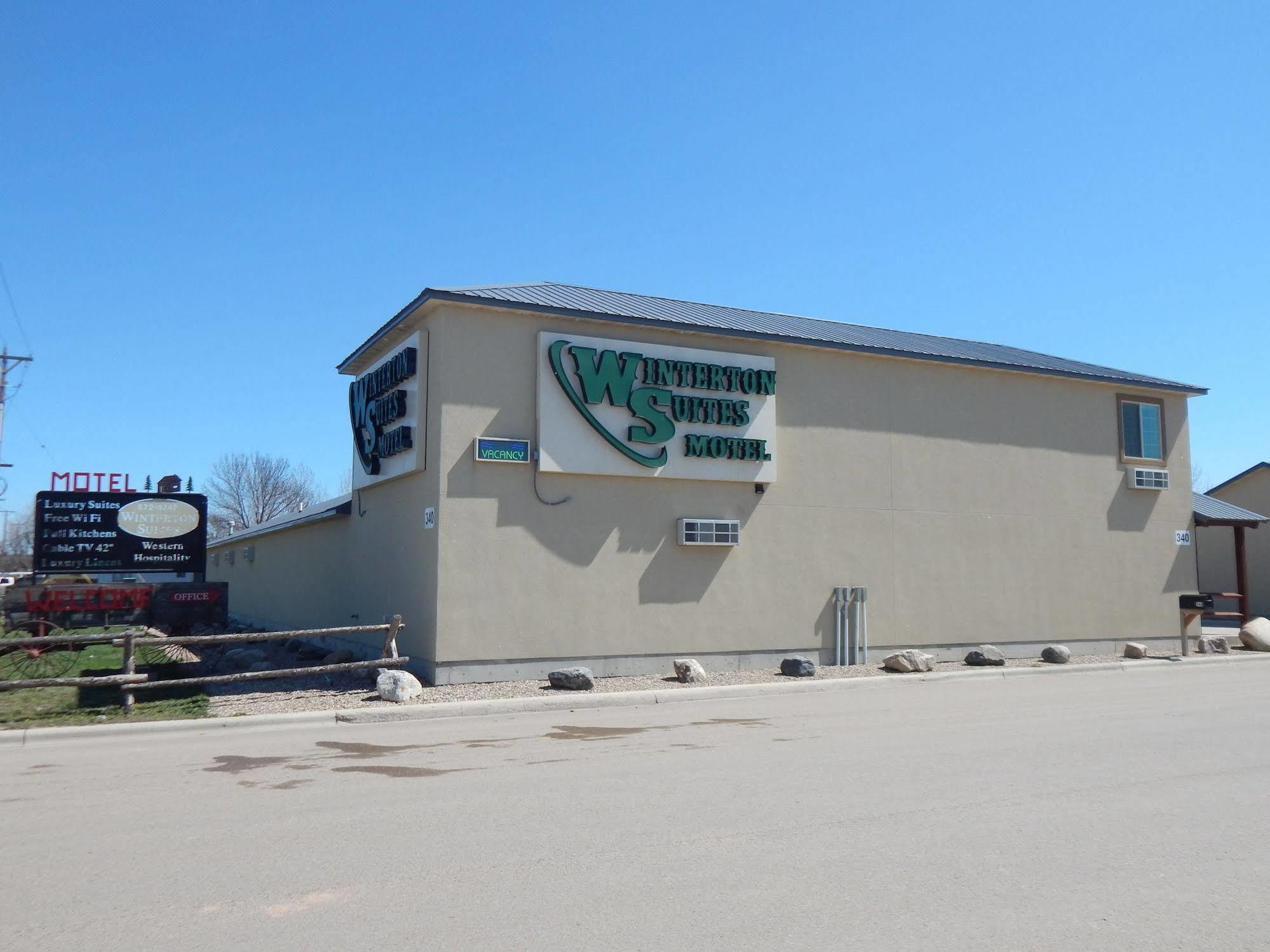 Winterton Suites Williston Exterior photo