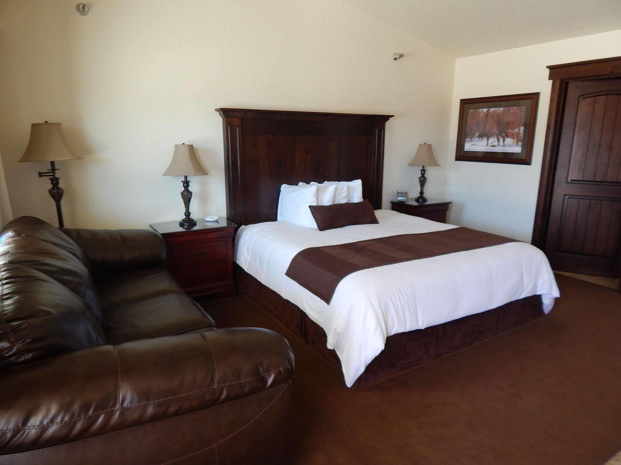 Winterton Suites Williston Exterior photo